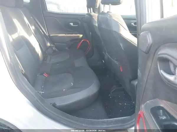 ZACCJBCT3GPC61400 2016 JEEP RENEGADE - Image 8