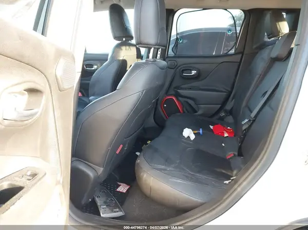 ZACCJBCT3GPC65981 2016 JEEP RENEGADE - Image 8