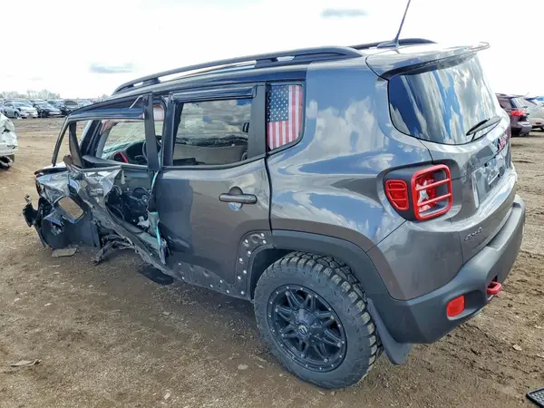 ZACCJBCT3GPC69948 2016 JEEP RENEGADE - Image 2
