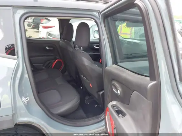 ZACCJBCT3GPC87138 2016 JEEP RENEGADE - Image 8