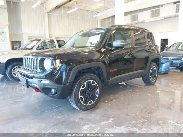 ZACCJBCT3GPC94803 2016 JEEP RENEGADE - Image 2