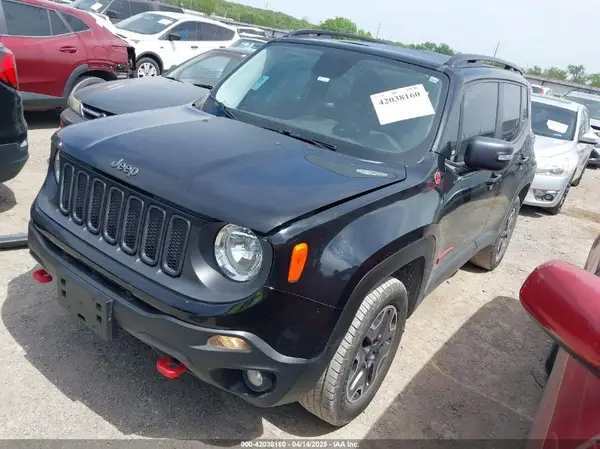ZACCJBCT3GPD11390 2016 JEEP RENEGADE - Image 2