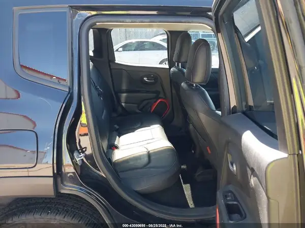 ZACCJBCT3GPD19912 2016 JEEP RENEGADE - Image 8