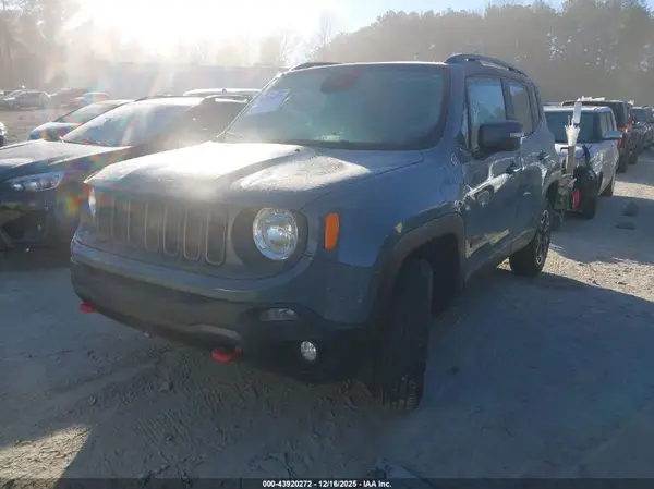 ZACCJBCT3GPD29355 2016 JEEP RENEGADE - Image 2
