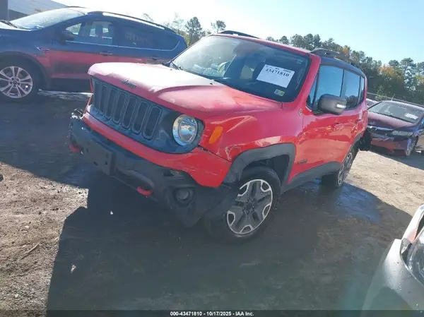 ZACCJBCT3GPD49766 2016 JEEP RENEGADE - Image 2