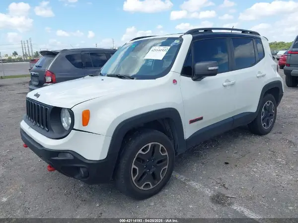 ZACCJBCT3GPD77762 2016 JEEP RENEGADE - Image 2