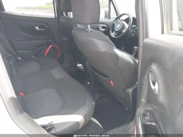 ZACCJBCT3GPD77762 2016 JEEP RENEGADE - Image 8