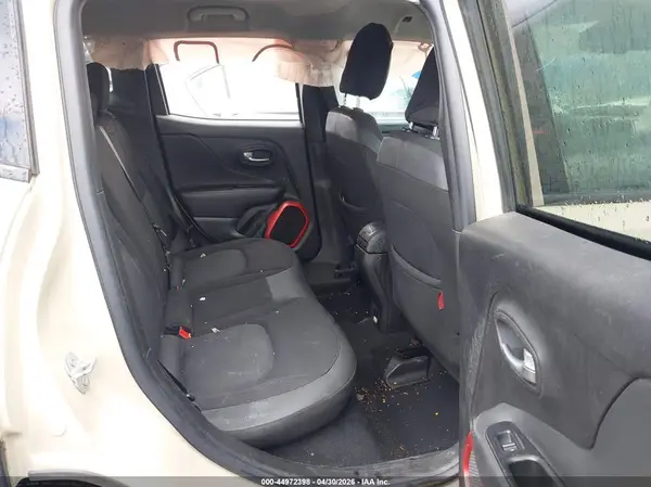 ZACCJBCT3GPD87823 2016 JEEP RENEGADE - Image 8