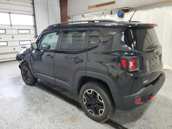 ZACCJBCT3GPE12932 2016 JEEP RENEGADE - Image 2