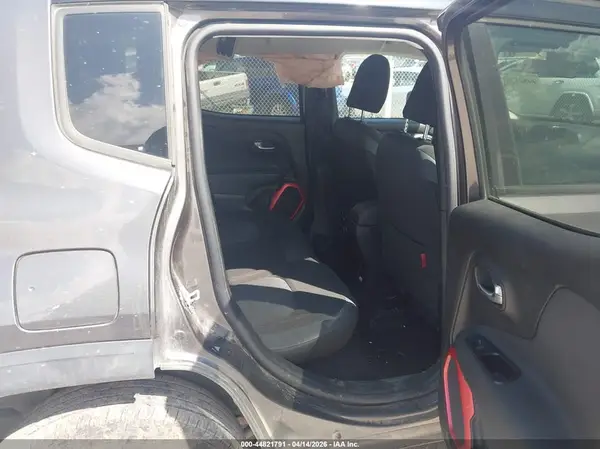 ZACCJBCT3GPE27169 2016 JEEP RENEGADE - Image 8