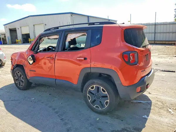 ZACCJBCT4GPC56643 2016 JEEP RENEGADE - Image 2