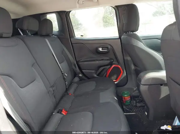 ZACCJBCT4GPC67271 2016 JEEP RENEGADE - Image 8