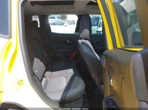 ZACCJBCT4GPC80814 2016 JEEP RENEGADE - Image 8