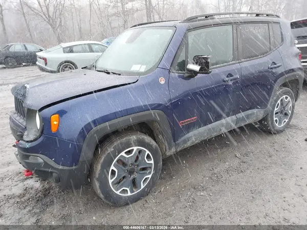 ZACCJBCT4GPC95894 2016 JEEP RENEGADE - Image 2