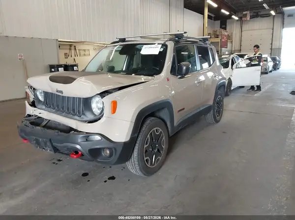 ZACCJBCT4GPD01273 2016 JEEP RENEGADE - Image 2