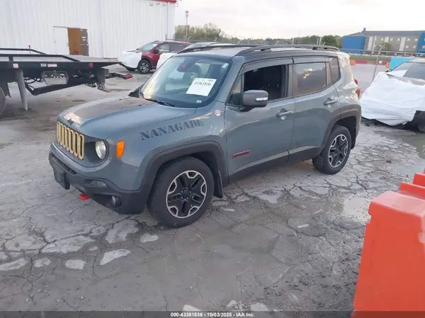 ZACCJBCT4GPD05839 2016 JEEP RENEGADE - Image 2