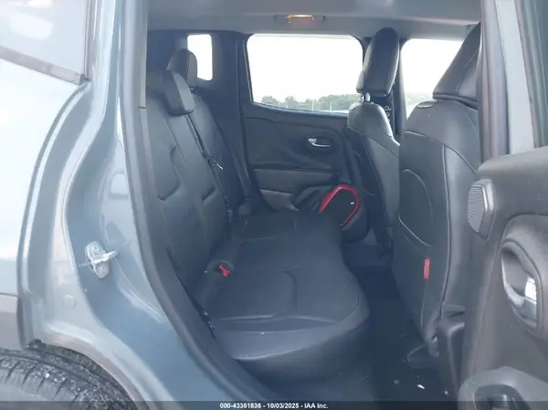 ZACCJBCT4GPD05839 2016 JEEP RENEGADE - Image 8