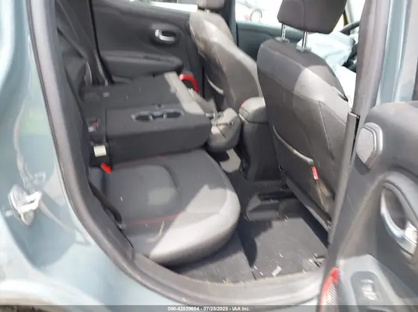 ZACCJBCT4GPD23063 2016 JEEP RENEGADE - Image 8