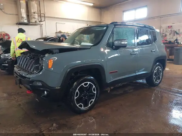 ZACCJBCT4GPD29400 2016 JEEP RENEGADE - Image 2