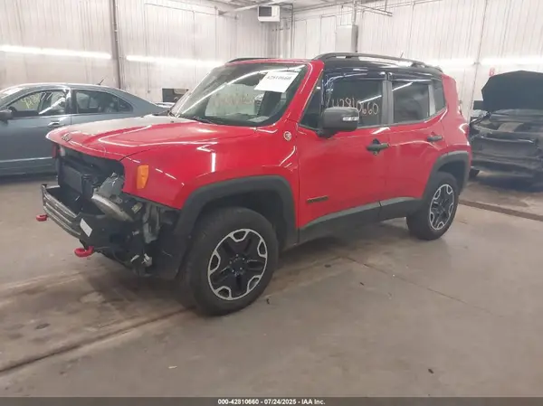ZACCJBCT4GPD29543 2016 JEEP RENEGADE - Image 2
