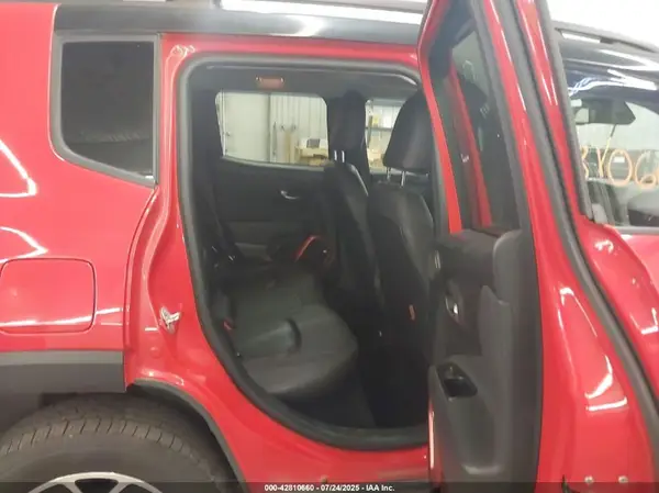 ZACCJBCT4GPD29543 2016 JEEP RENEGADE - Image 8