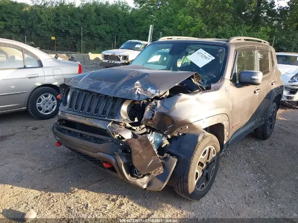 ZACCJBCT4GPD58234 2016 JEEP RENEGADE - Image 2