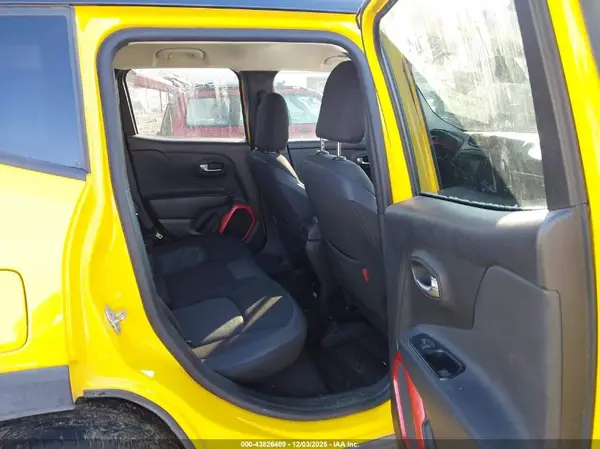ZACCJBCT4GPD61862 2016 JEEP RENEGADE - Image 8