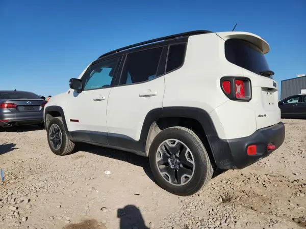 ZACCJBCT4GPD86020 2016 JEEP RENEGADE - Image 2