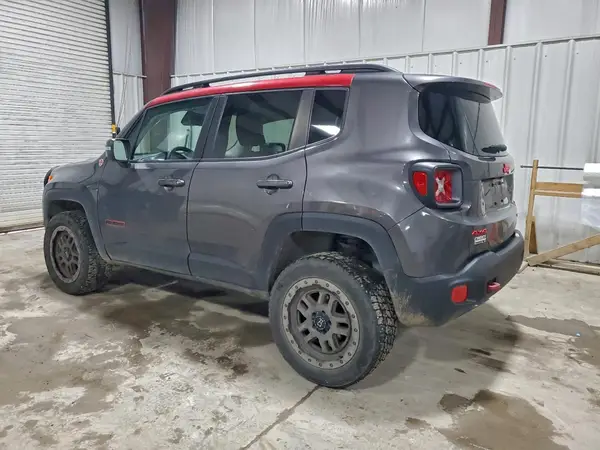 ZACCJBCT4GPD88883 2016 JEEP RENEGADE - Image 2