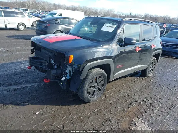 ZACCJBCT4GPE18920 2016 JEEP RENEGADE - Image 2
