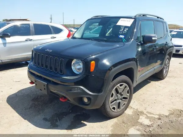 ZACCJBCT4GPE36253 2016 JEEP RENEGADE - Image 2