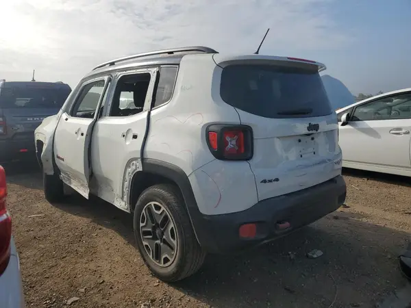 ZACCJBCT5GPC52763 2016 JEEP RENEGADE - Image 2