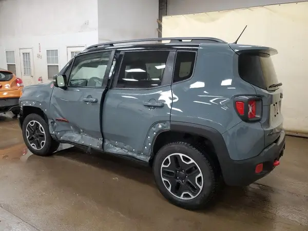 ZACCJBCT5GPC60491 2016 JEEP RENEGADE - Image 2