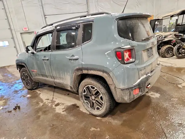 ZACCJBCT5GPC78411 2016 JEEP RENEGADE - Image 2