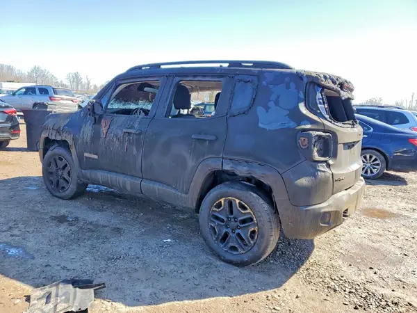 ZACCJBCT5GPC86959 2016 JEEP RENEGADE - Image 2