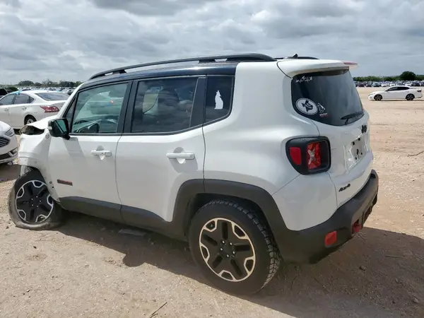 ZACCJBCT5GPD05669 2016 JEEP RENEGADE - Image 2