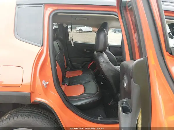 ZACCJBCT5GPD24593 2016 JEEP RENEGADE - Image 8