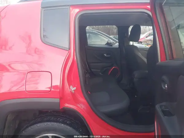 ZACCJBCT5GPD54712 2016 JEEP RENEGADE - Image 8