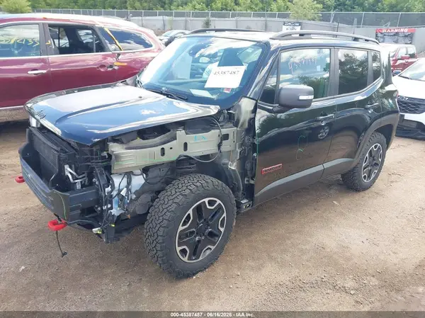 ZACCJBCT5GPD56993 2016 JEEP RENEGADE - Image 2