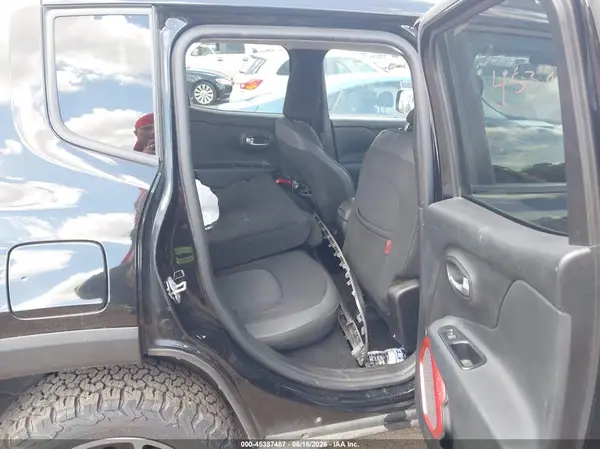 ZACCJBCT5GPD56993 2016 JEEP RENEGADE - Image 8