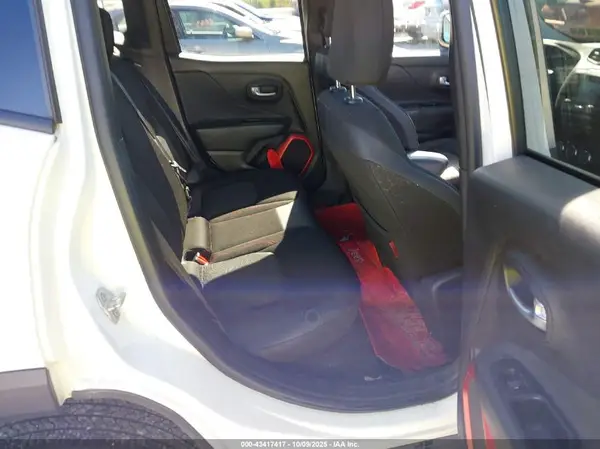 ZACCJBCT5GPD57285 2016 JEEP RENEGADE - Image 8