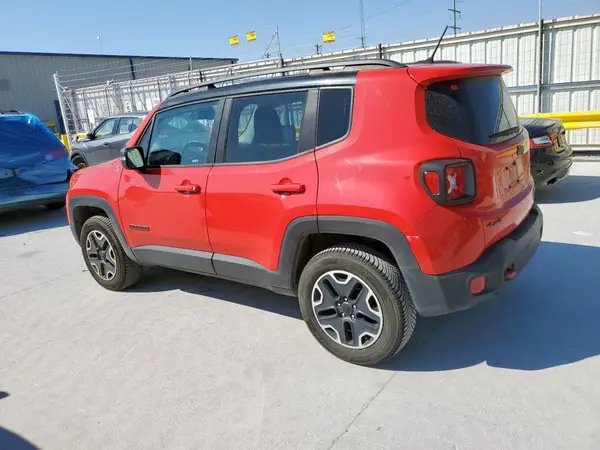 ZACCJBCT5GPD68769 2016 JEEP RENEGADE - Image 2