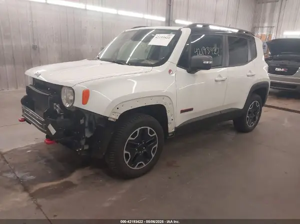 ZACCJBCT5GPD83742 2016 JEEP RENEGADE - Image 2