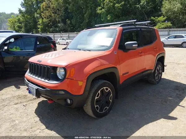 ZACCJBCT5GPD94725 2016 JEEP RENEGADE - Image 2