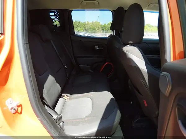 ZACCJBCT5GPD94725 2016 JEEP RENEGADE - Image 8