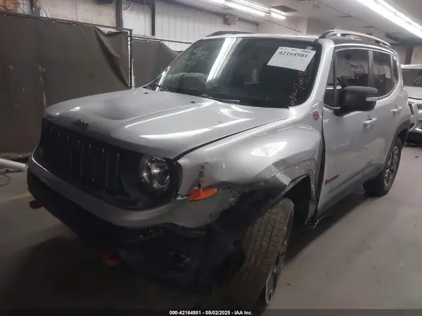 ZACCJBCT5GPE04511 2016 JEEP RENEGADE - Image 2