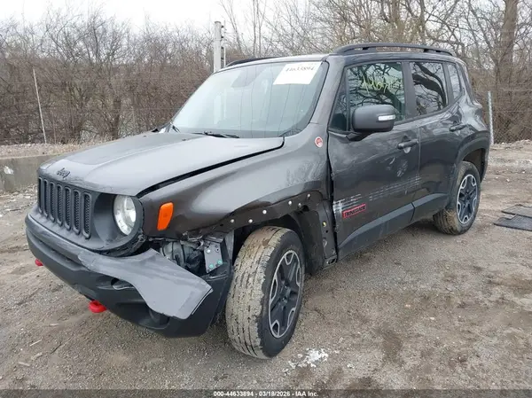 ZACCJBCT5GPE22054 2016 JEEP RENEGADE - Image 2