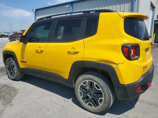 ZACCJBCT6GPC47524 2016 JEEP RENEGADE - Image 2
