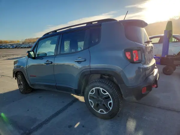ZACCJBCT6GPC91636 2016 JEEP RENEGADE - Image 2
