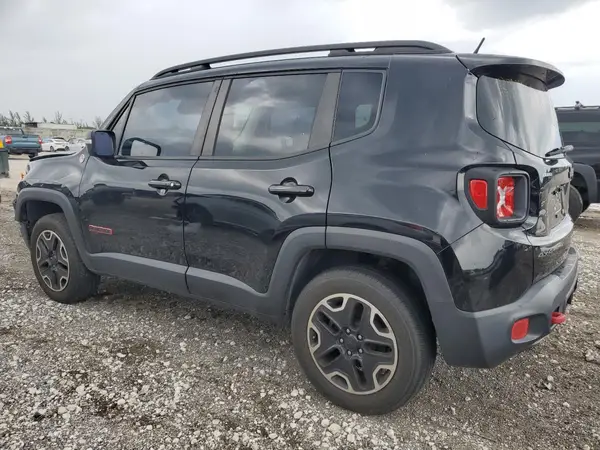 ZACCJBCT6GPD01131 2016 JEEP RENEGADE - Image 2